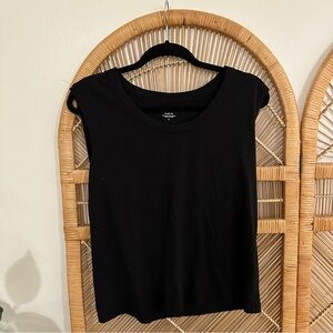 Banana Republic Malibu Tee